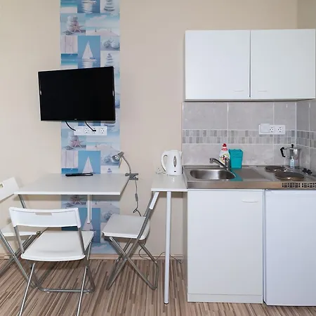 Apartment Nosztalgia Balaton Apartmanhaz Vonyarcvashegy