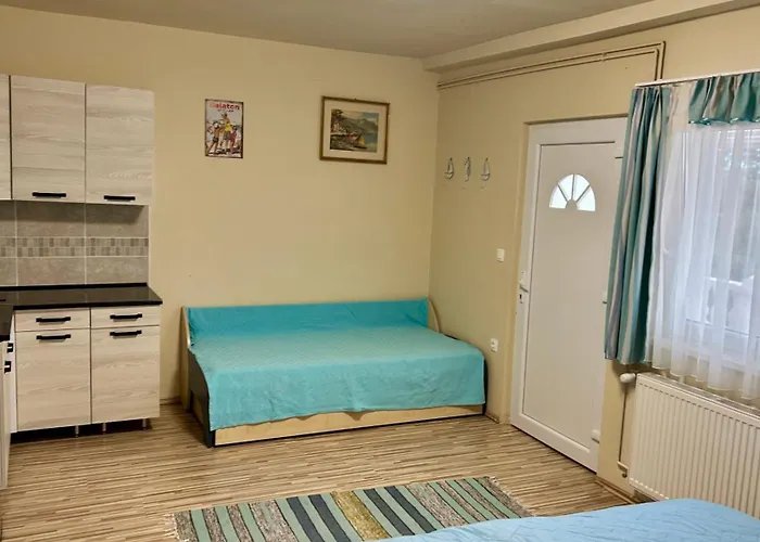 Nosztalgia Balaton Apartmanhaz