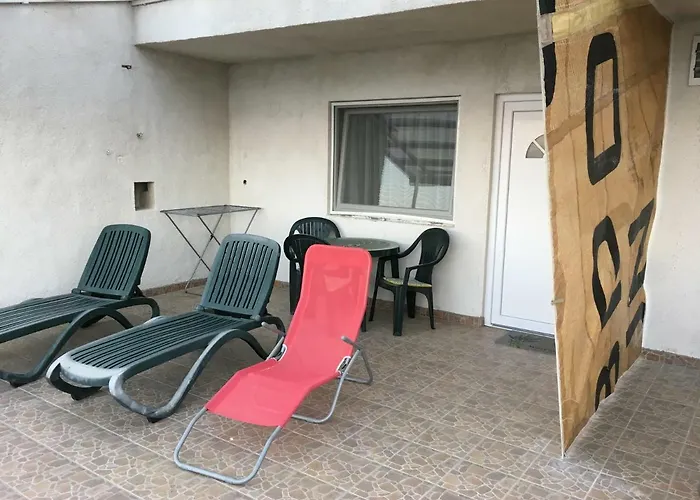Nosztalgia Balaton Apartmanhaz דירה