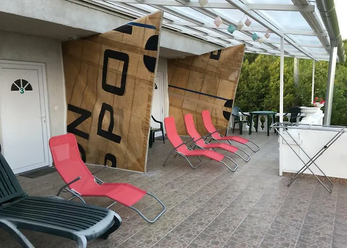 Nosztalgia Balaton Apartmanhaz דירה *